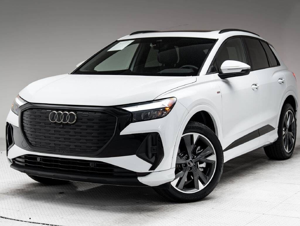2023 AUDI Q4