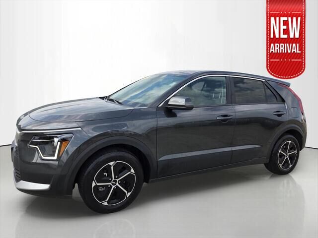 2025 KIA Niro
