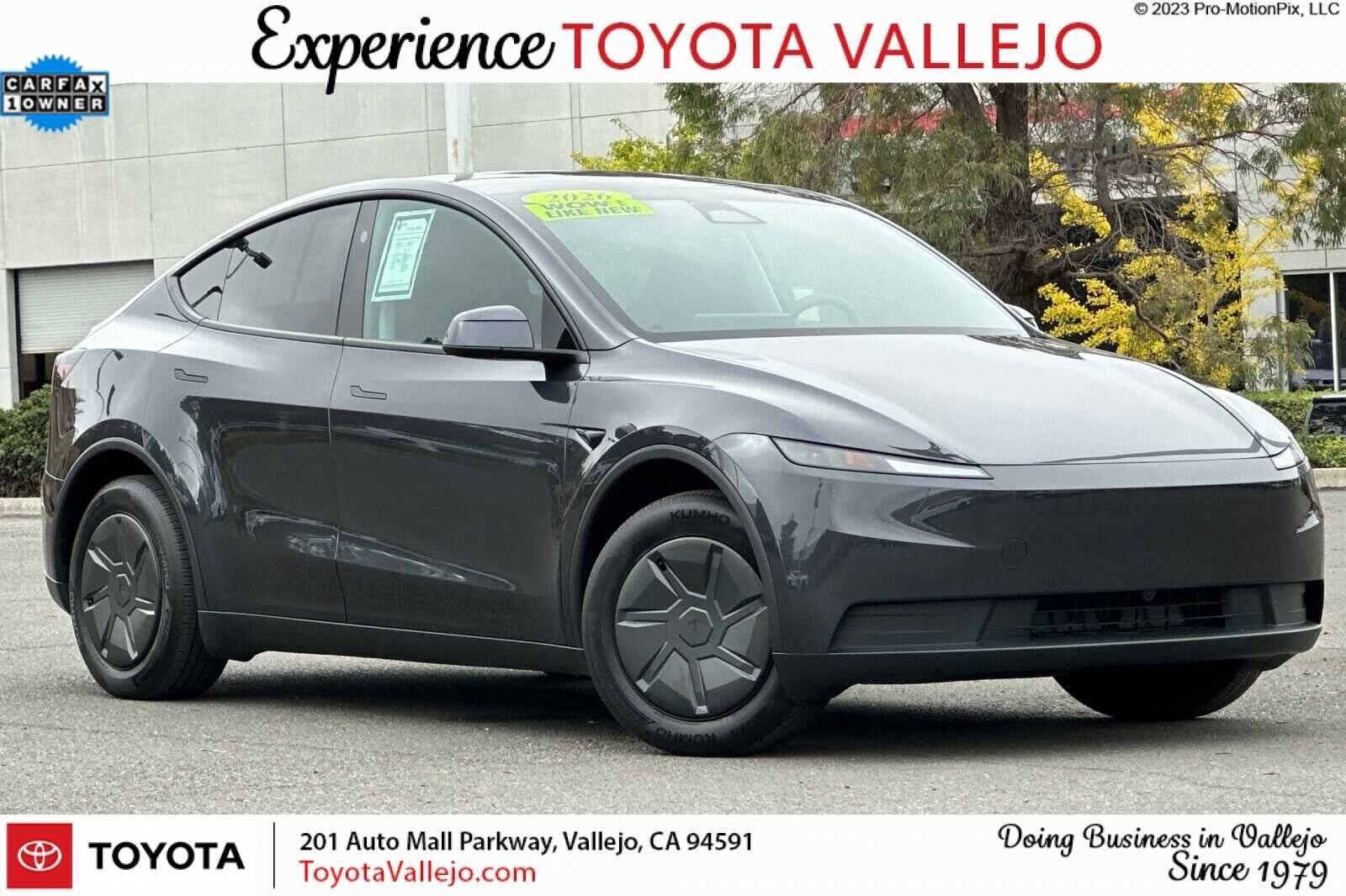 2026 TESLA Model Y