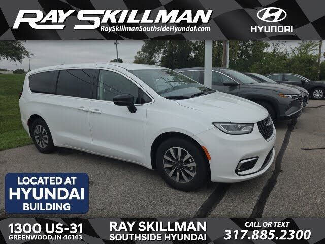 2024 CHRYSLER Pacifica