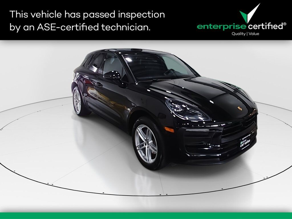 2024 PORSCHE Macan