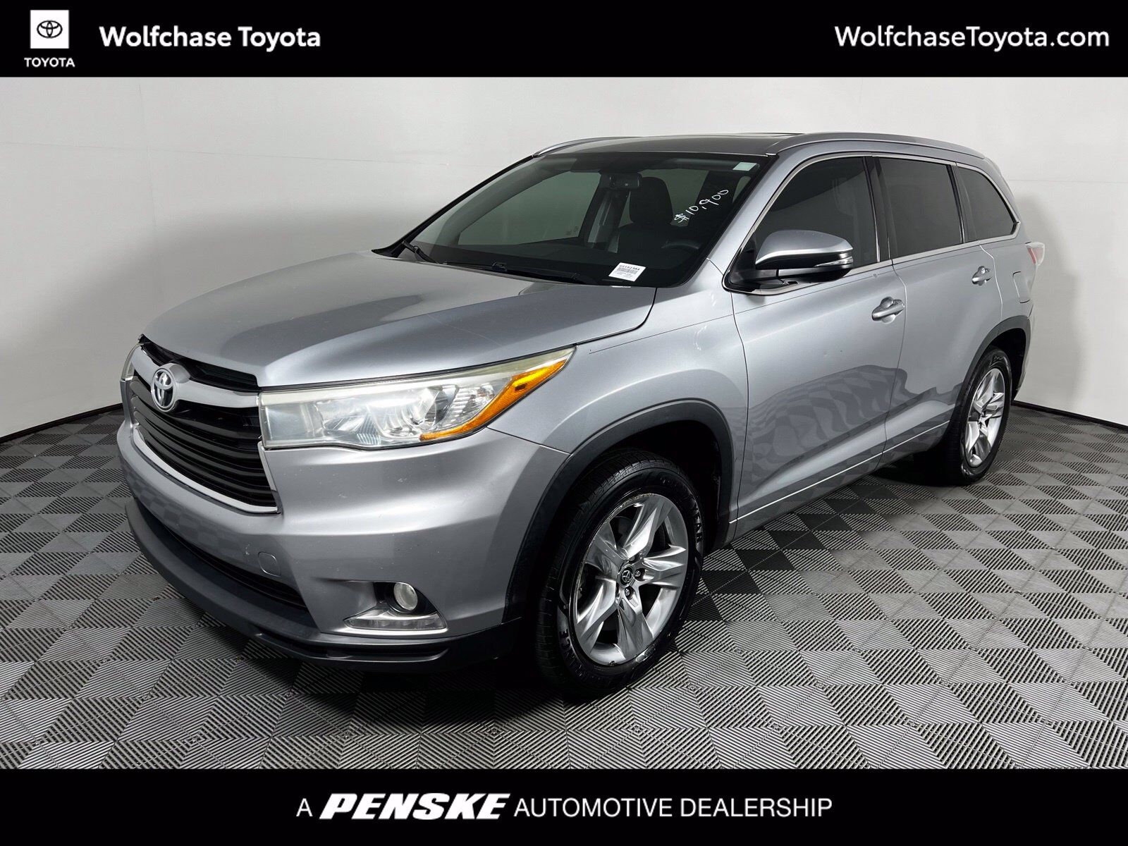 2016 TOYOTA Highlander