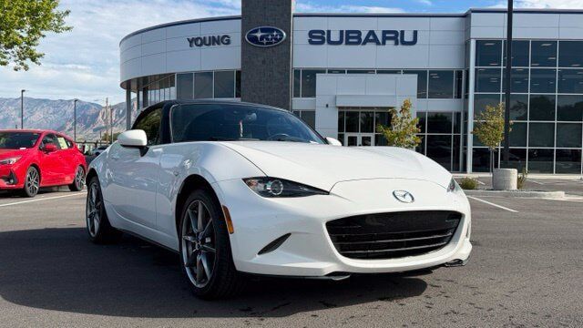 2023 MAZDA MX-5