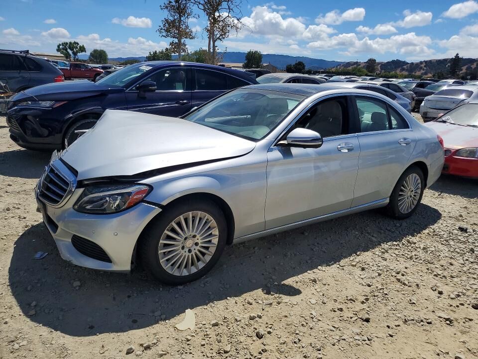 2016 MERCEDES-BENZ C-Class