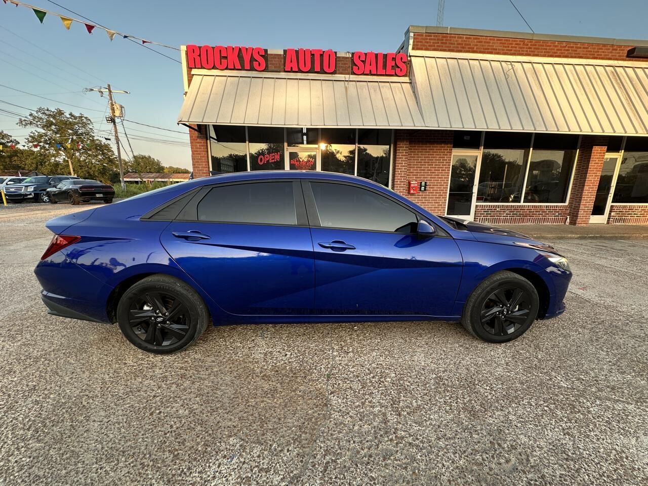 2022 HYUNDAI Elantra