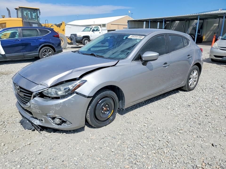 2015 MAZDA Mazda3