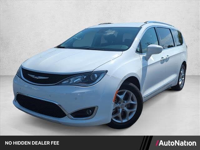 2019 CHRYSLER Pacifica