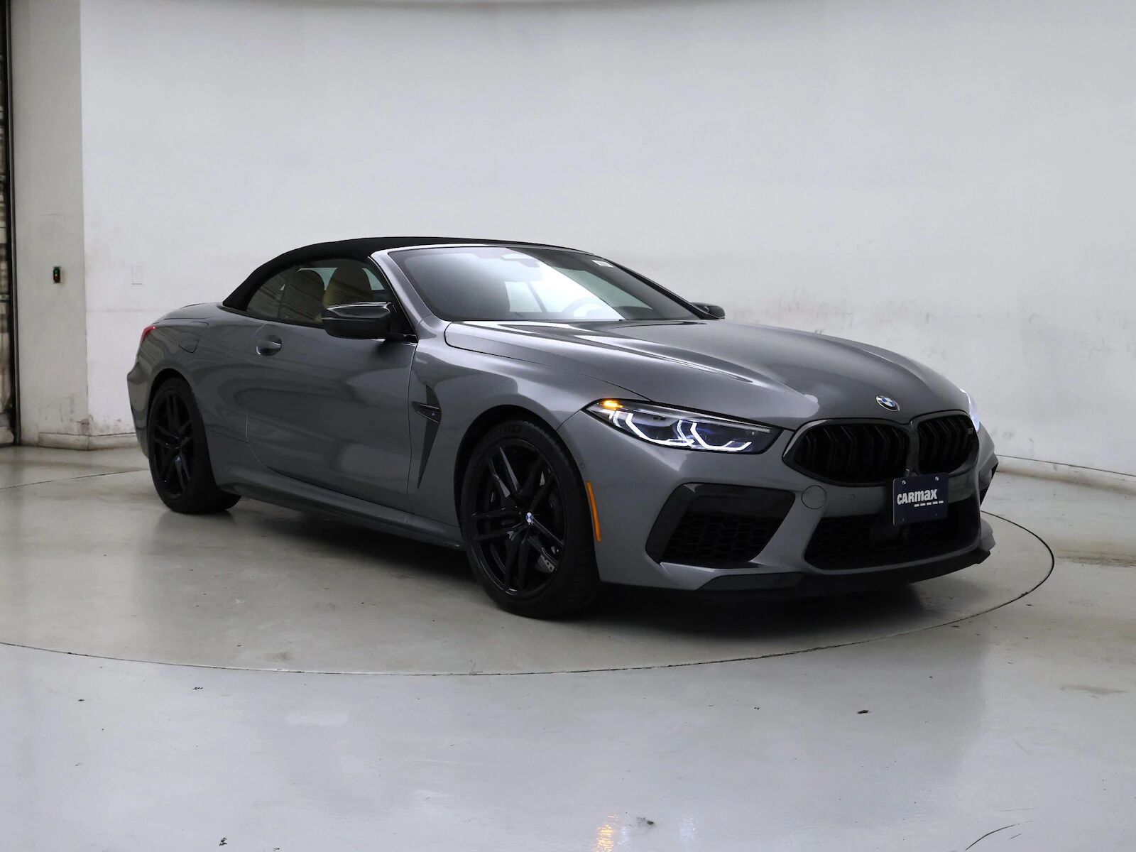 2024 BMW M8
