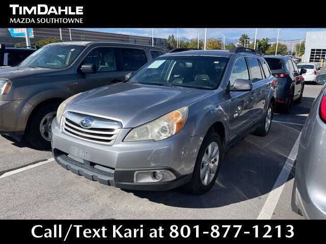 2011 SUBARU Outback