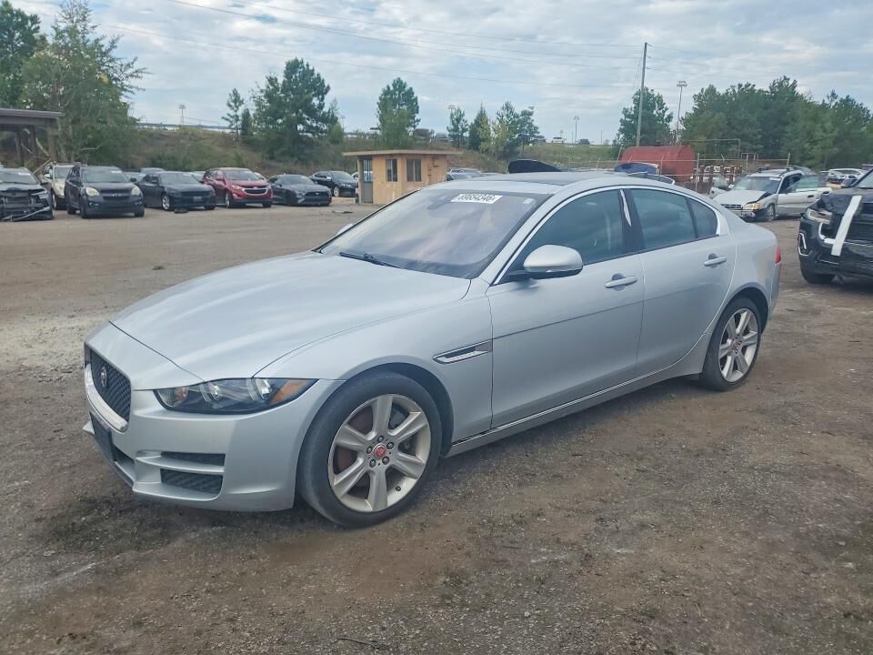 2018 JAGUAR XE
