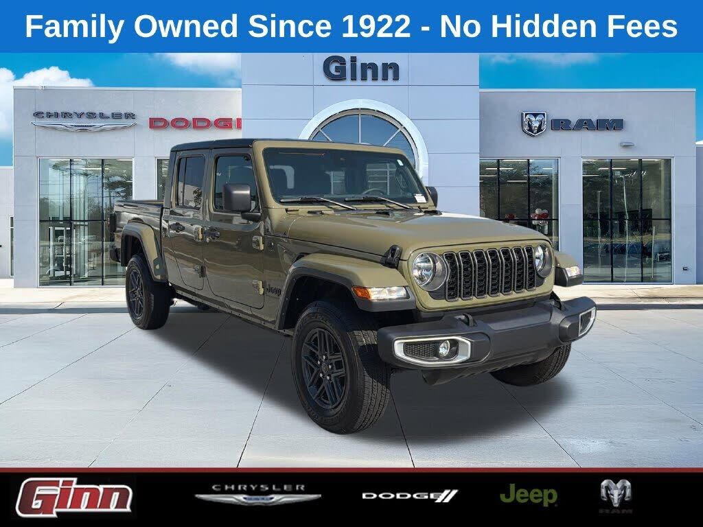 2025 JEEP Gladiator
