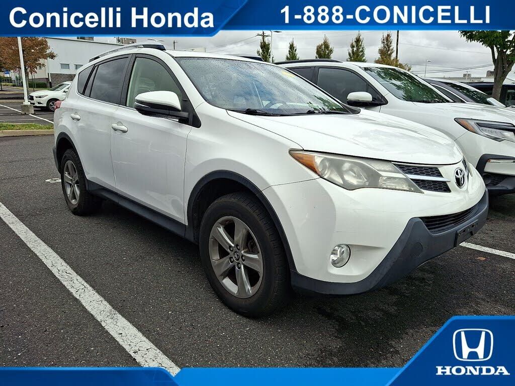 2015 TOYOTA RAV4