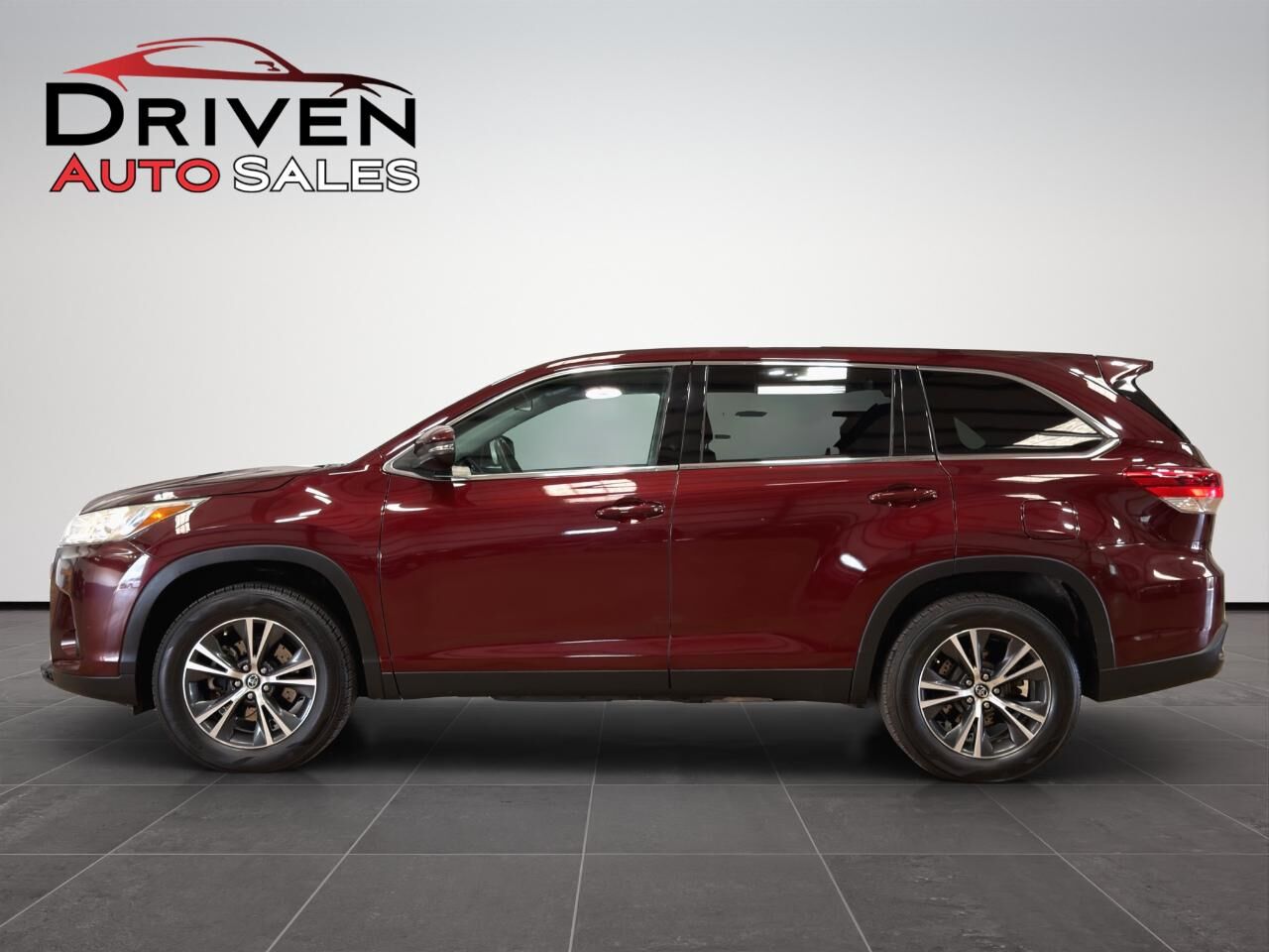 2019 TOYOTA Highlander
