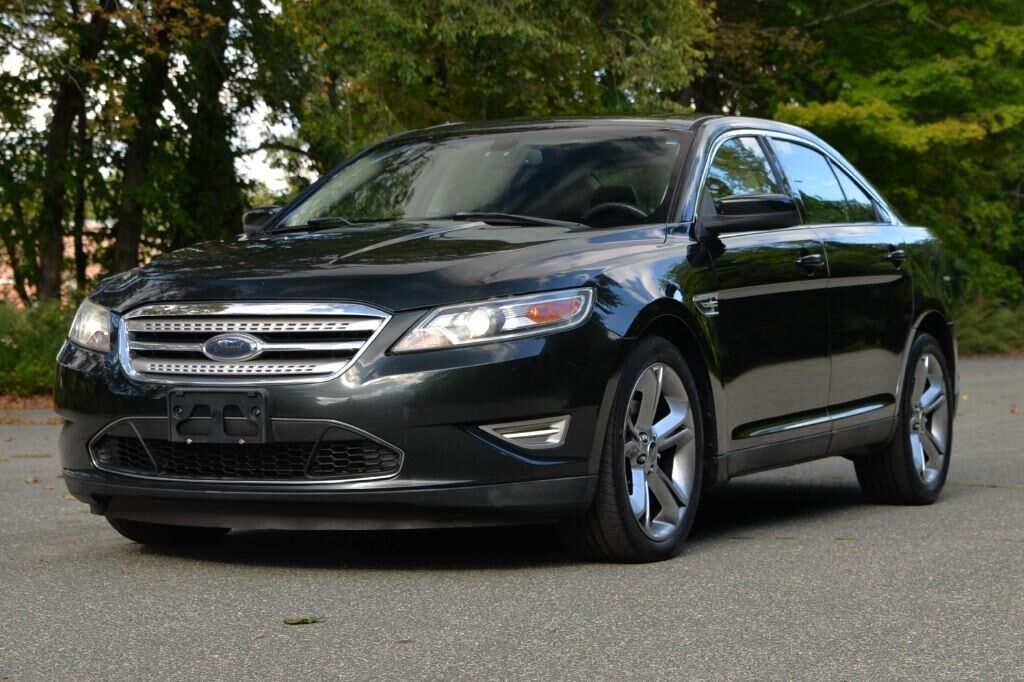 2010 FORD Taurus
