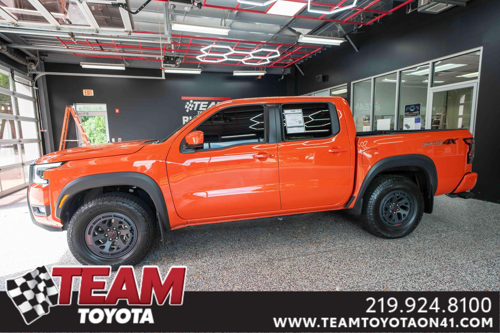 2025 NISSAN Frontier
