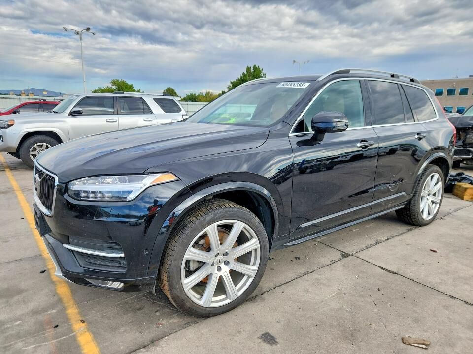 2019 VOLVO XC90