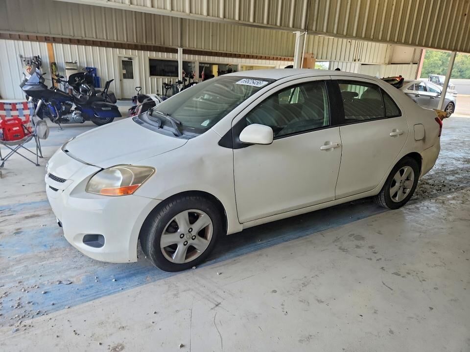 2008 TOYOTA Yaris