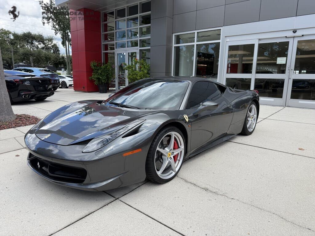 2010 FERRARI 458 Italia