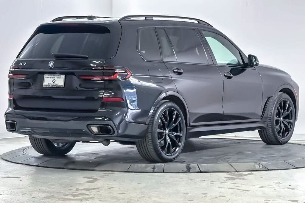 2024 BMW X7
