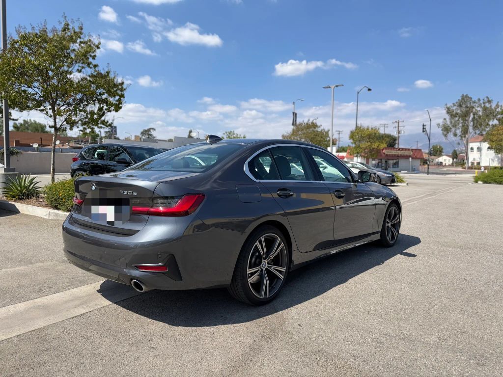 2021 BMW 330e