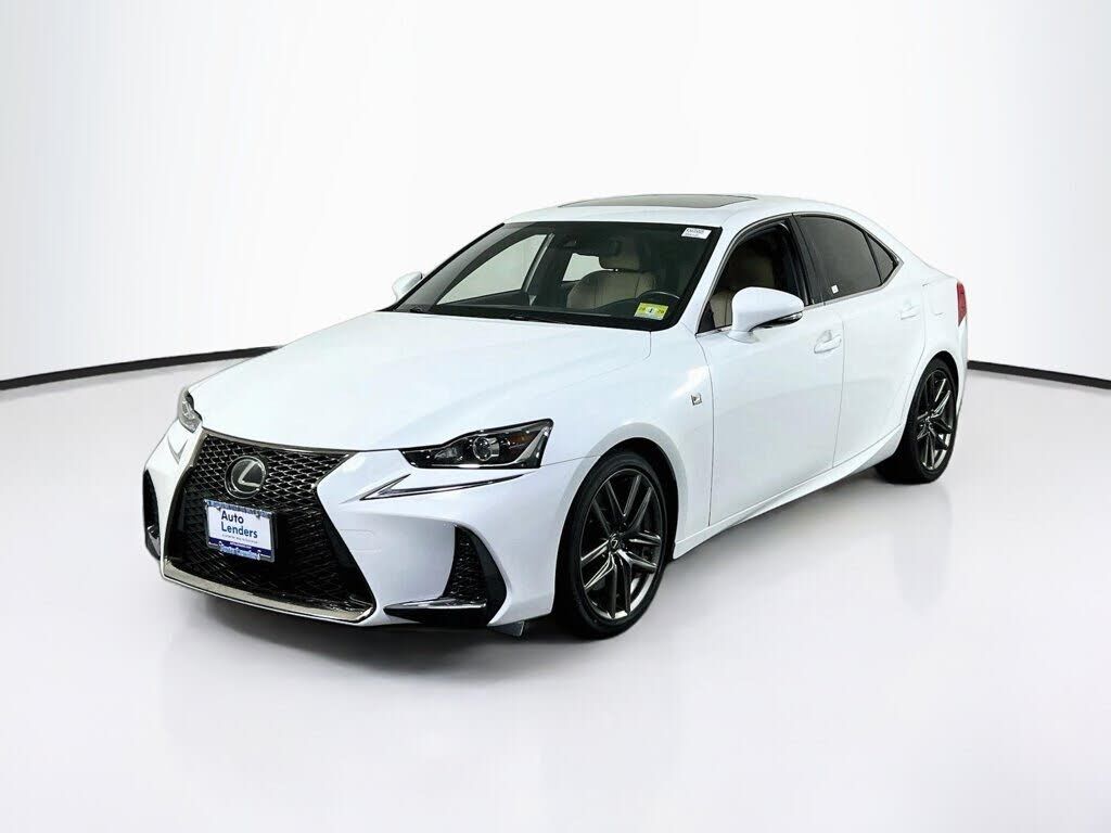 2019 LEXUS IS