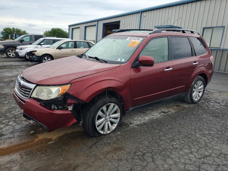 2013 SUBARU Forester