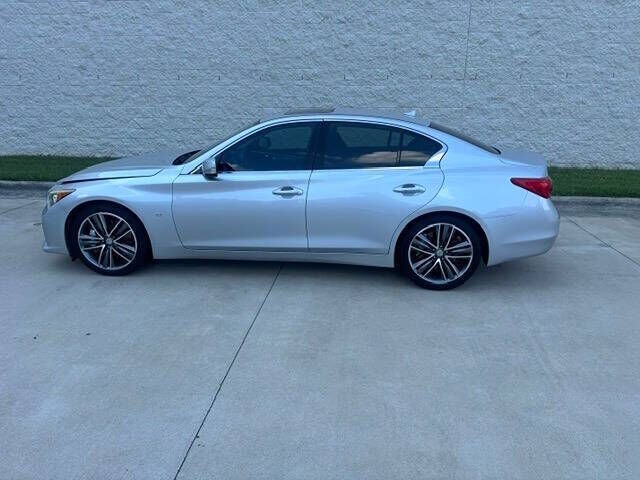 2014 INFINITI Q50