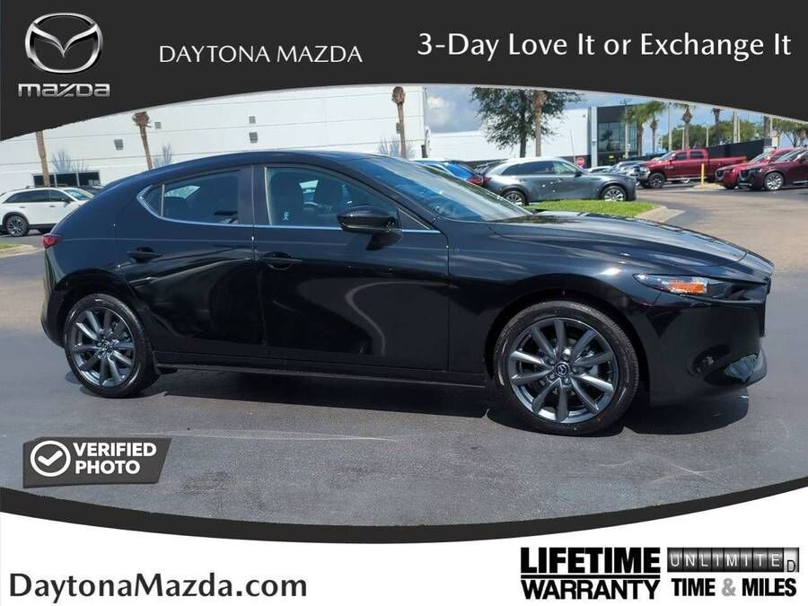 2026 MAZDA Mazda3