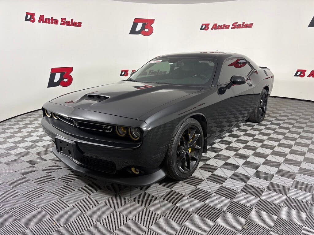 2019 DODGE Challenger