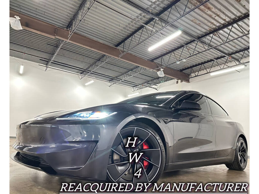 2024 TESLA Model 3