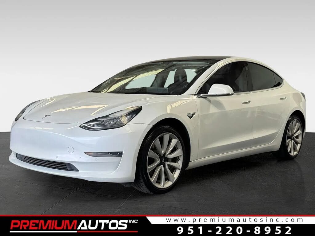 2020 TESLA Model 3
