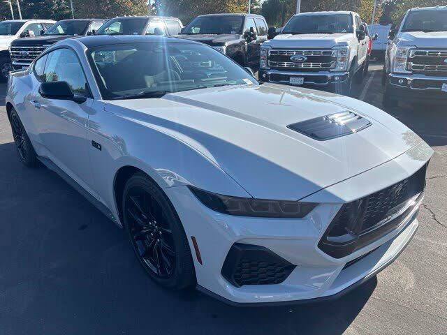 2026 FORD Mustang