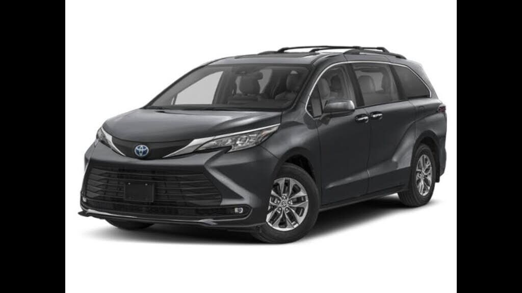 2025 TOYOTA Sienna
