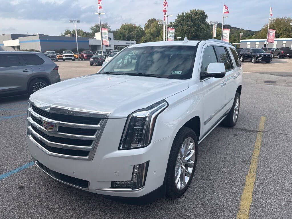 2020 CADILLAC Escalade