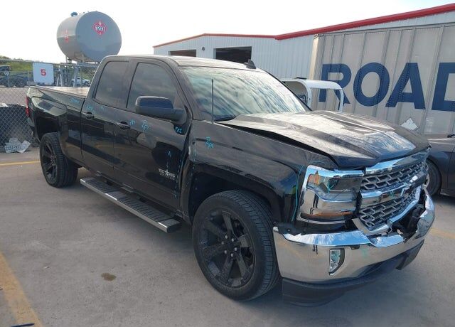 2017 CHEVROLET Silverado