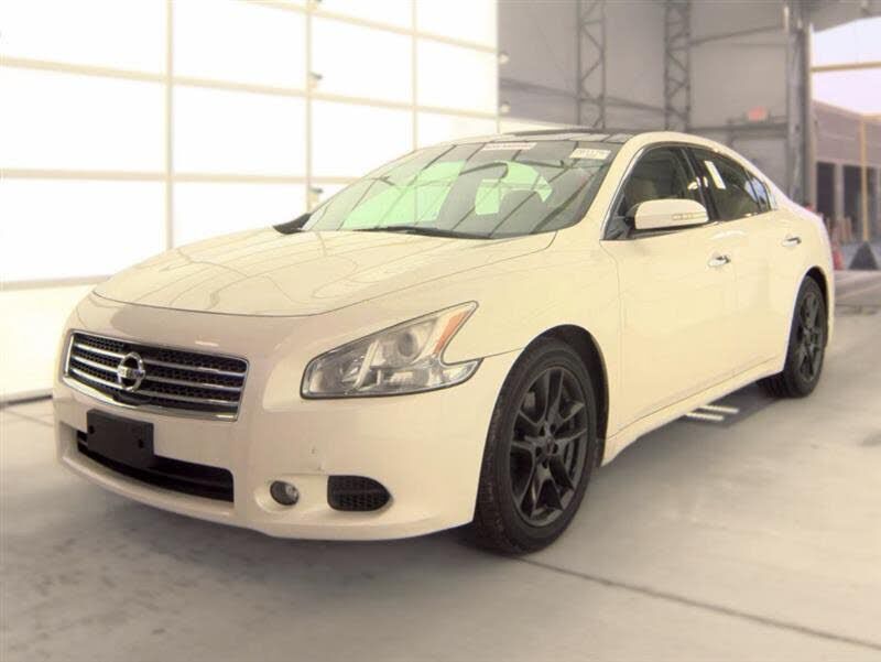 2010 NISSAN Maxima
