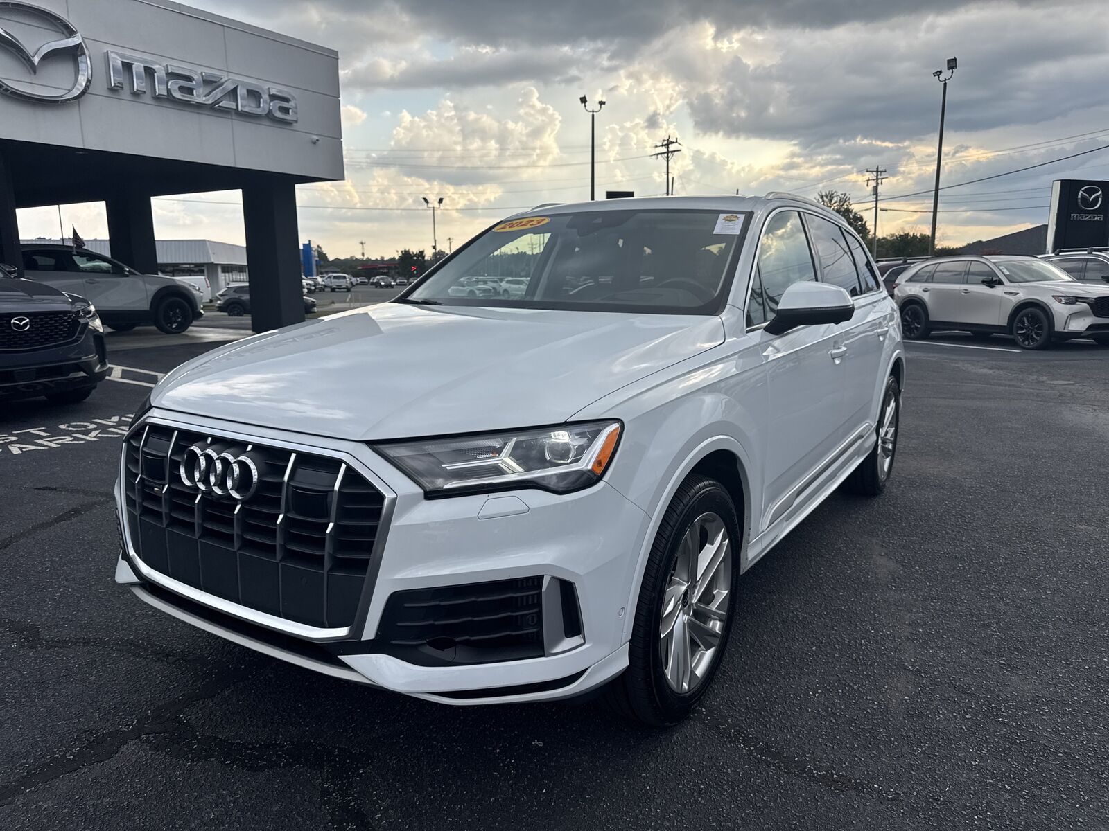 2023 AUDI Q7