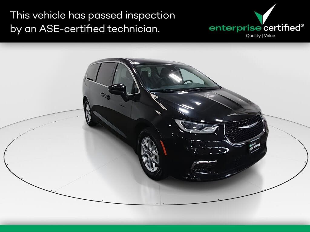 2023 CHRYSLER Pacifica
