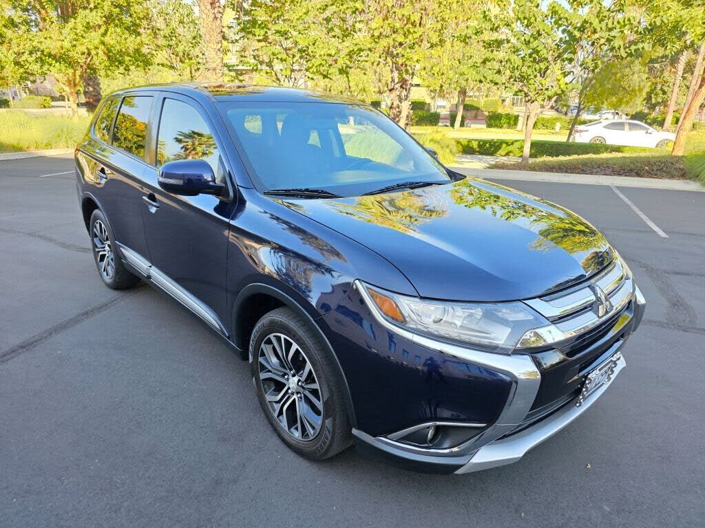 2018 MITSUBISHI Outlander