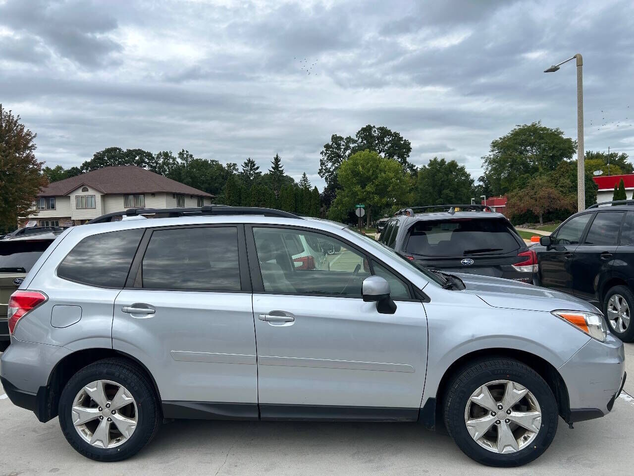 2016 SUBARU Forester