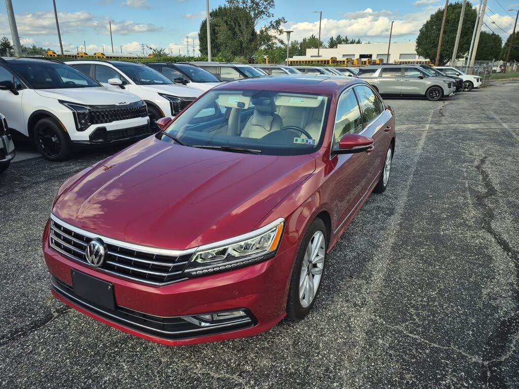 2017 VOLKSWAGEN Passat