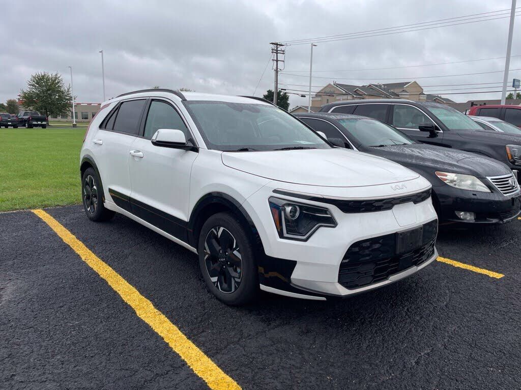 2023 KIA Niro