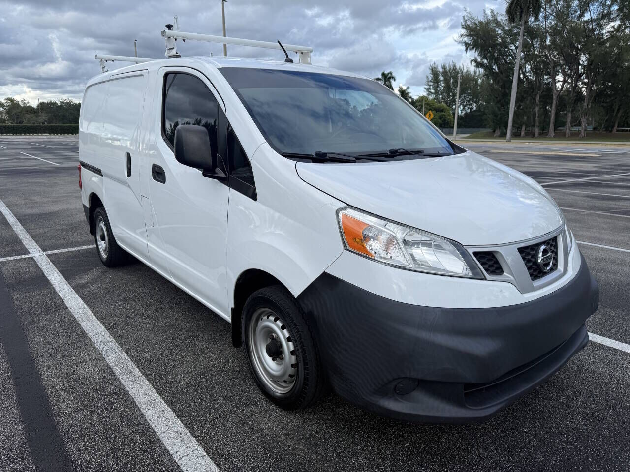 2019 NISSAN NV200