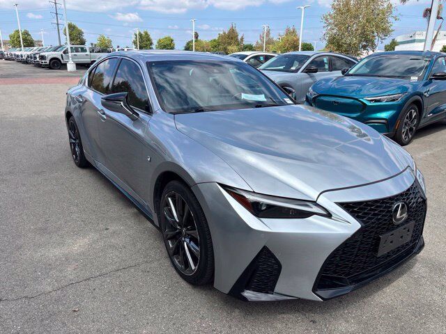 2021 LEXUS IS