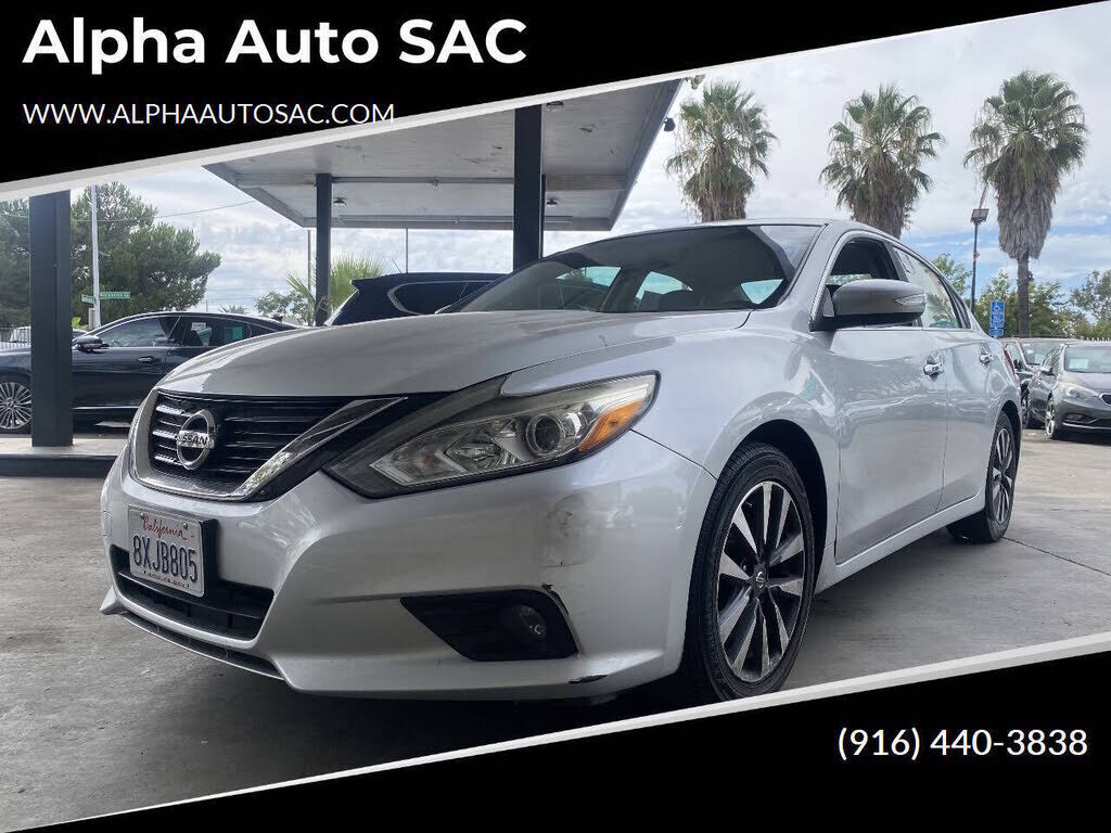 2017 NISSAN Altima