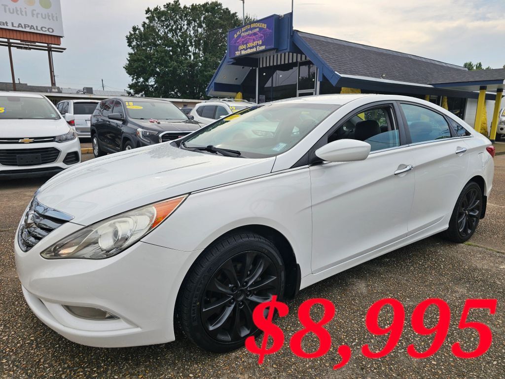 2011 HYUNDAI Sonata