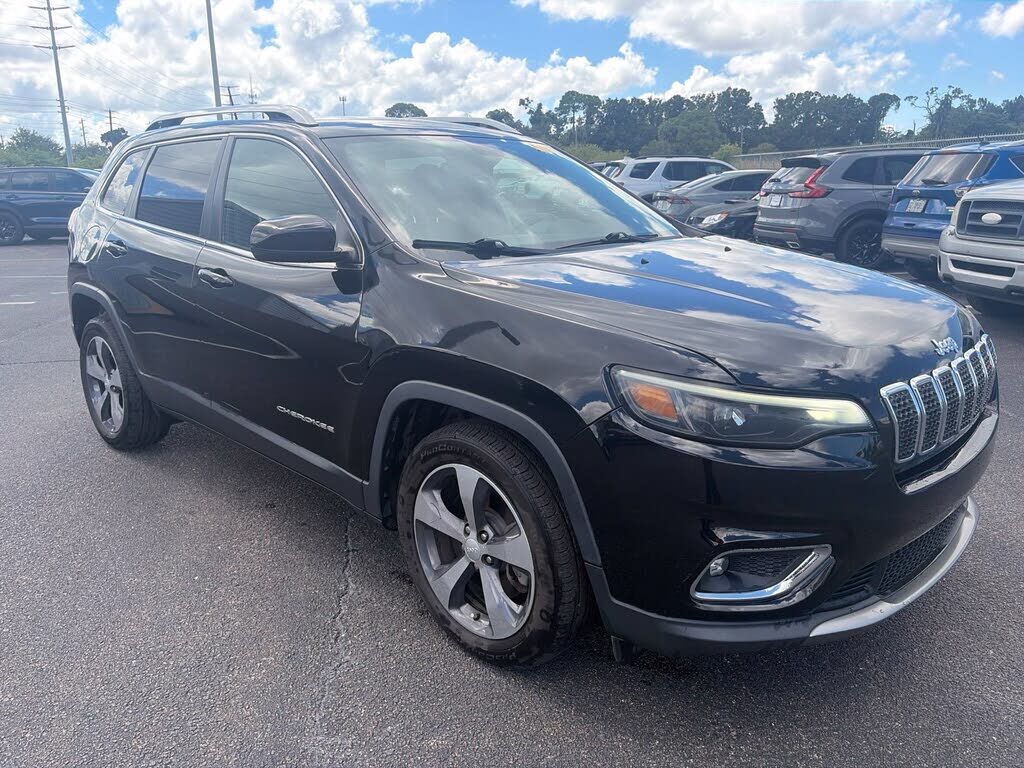 2019 JEEP Cherokee