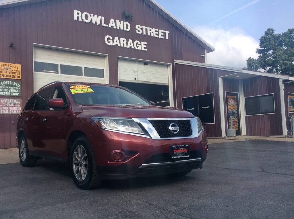 2016 NISSAN Pathfinder