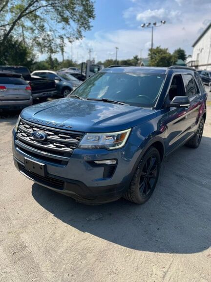 2018 FORD Explorer