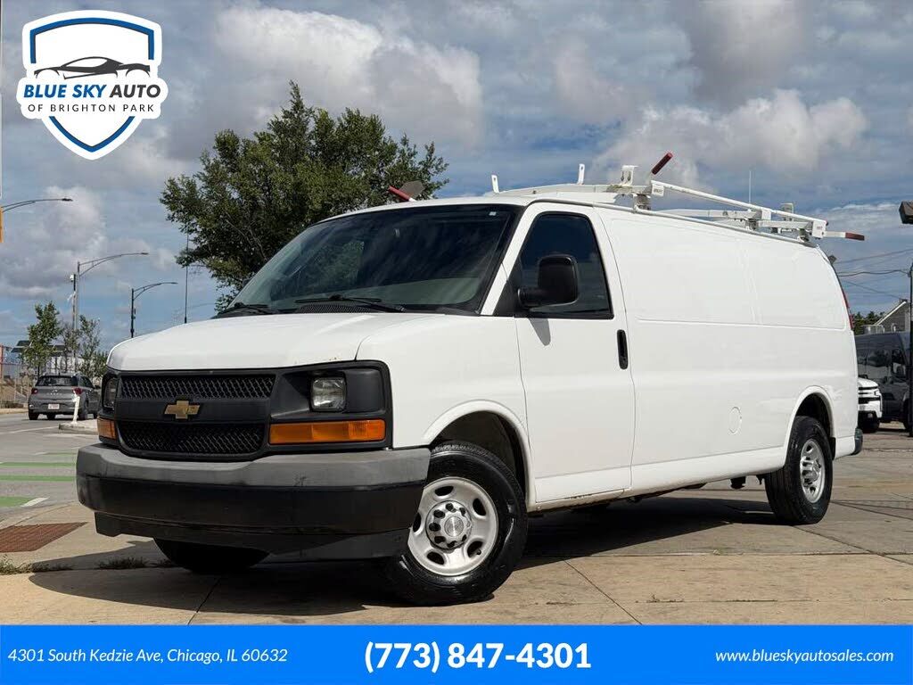 2017 CHEVROLET Express